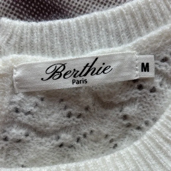 Berthie Chic White Knit Sweater - Picture 2 of 10